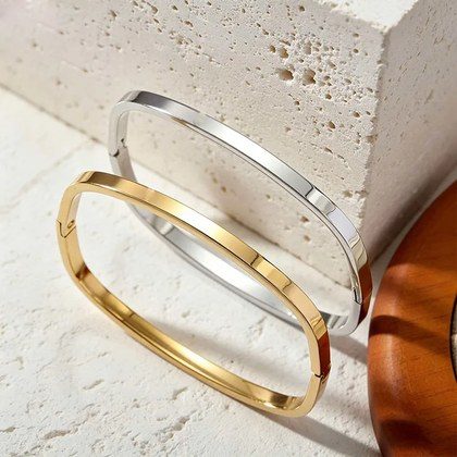 Stainless Steel Minimalist Style Vacuum Plated Bracelet With A Wind-like Finish