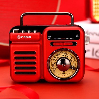 Retro Outdoor Solar-Powered Portable Bluetooth Speaker