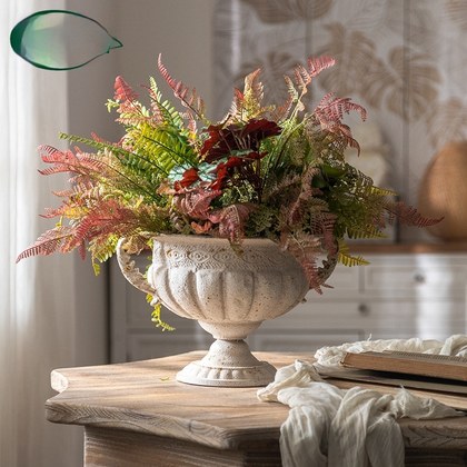 Antique-style Wrought-iron Dried-flower Vase For Photo Studios