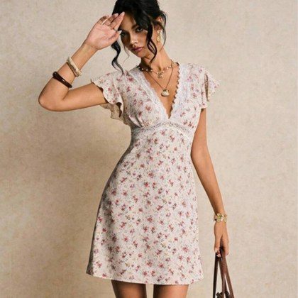 Delicate Lace-panelled Romantic Floral Dress