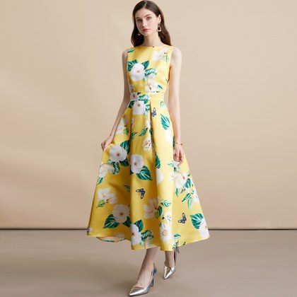 Celebrity-style Sleeveless Printed Waist-cinching Maxi Dress